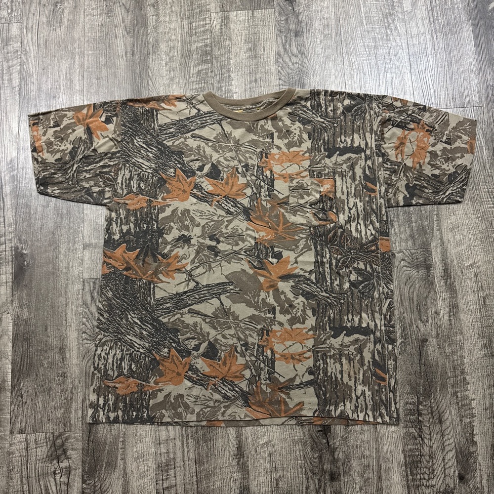 Vintage Realtree Camo Single Stitch Pocket T Shirt